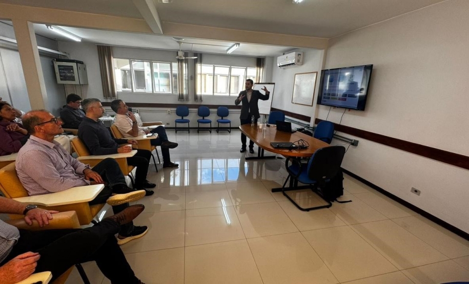 Visitas às Delegacias Regionais